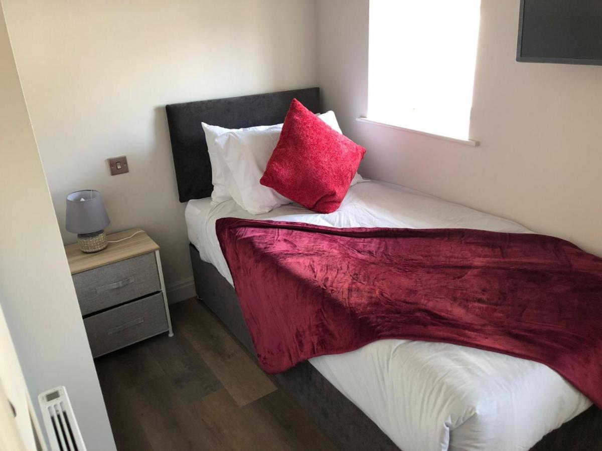 Ocean View Apartments - Sloane Blackpool Esterno foto