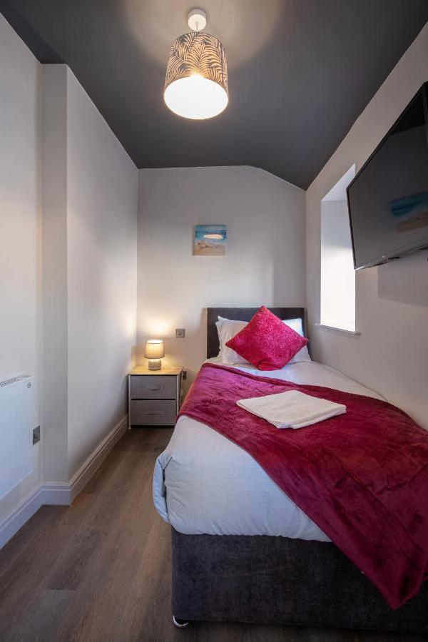 Ocean View Apartments - Sloane Blackpool Esterno foto