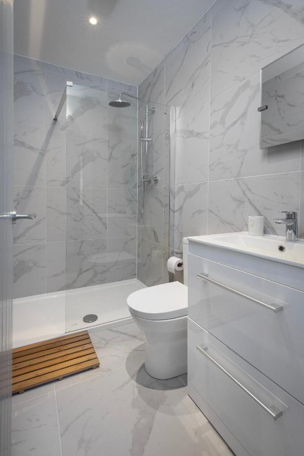 Ocean View Apartments - Sloane Blackpool Esterno foto